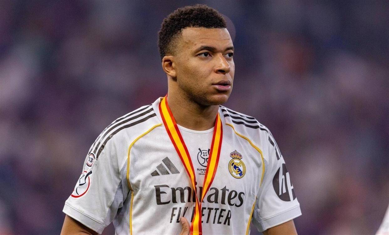 欧足联这波操作,直接把足球规则改写了!以后踢球不光要防对手,还得防对方那张嘴!