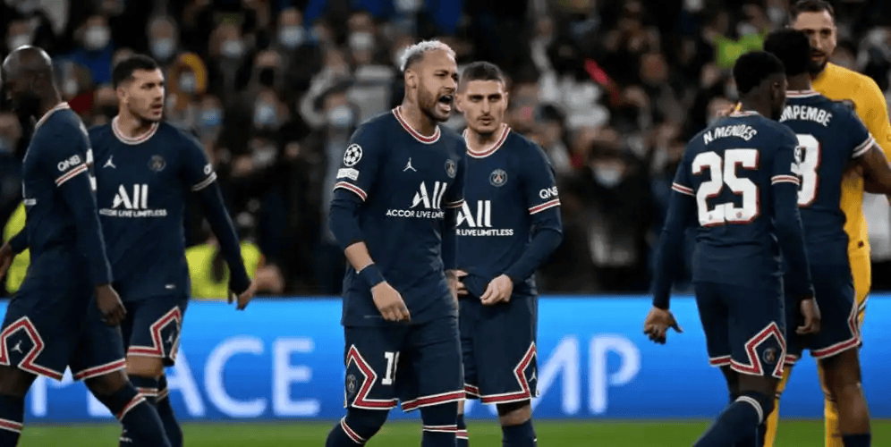 法甲焦点战前瞻:尼斯残阵死守VS巴黎豪门攻坚,姆巴佩能否率队客场碾压?