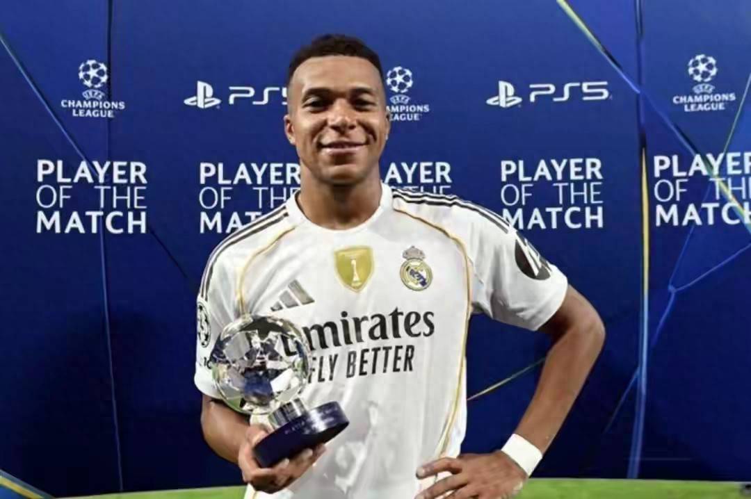 欧洲最神奇球队:提前7轮无缘联赛冠军!欧冠2-0,一只脚晋级4强