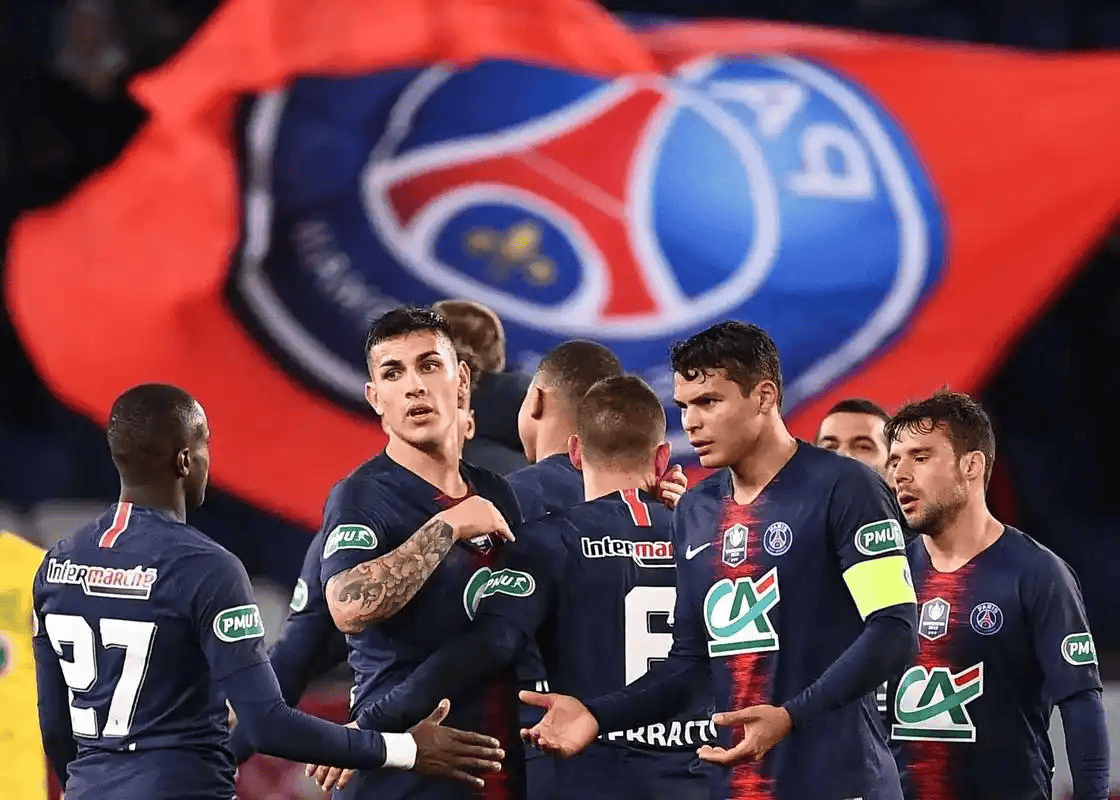 法甲激战：巴黎FC主场难挡里尔欧冠冲刺脚步